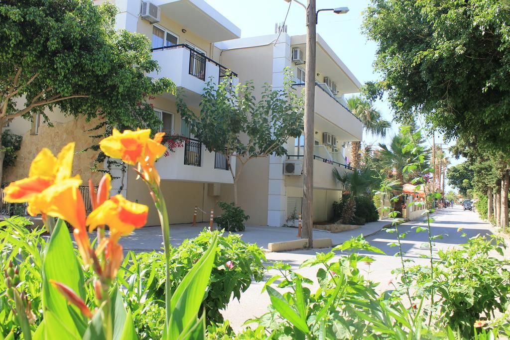 Varvaras Diamond Hotel Platanias Extérieur photo