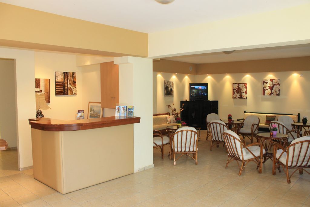 Varvaras Diamond Hotel Platanias Extérieur photo