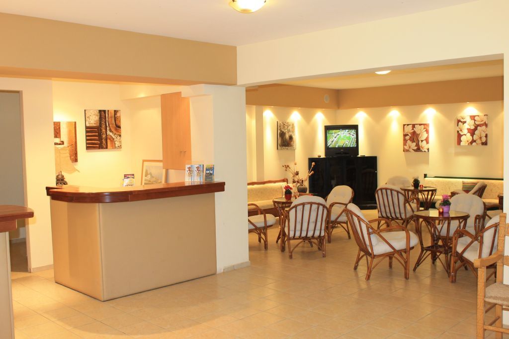 Varvaras Diamond Hotel Platanias Extérieur photo